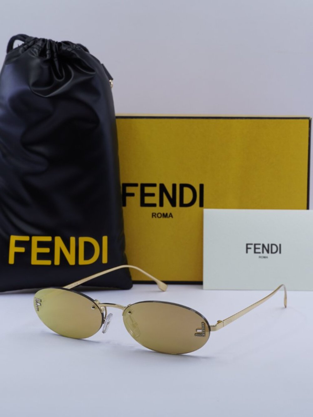 Fendi FE4075US 30L Oval Sunglasses - Gold / Yellow Mirror